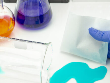 MicroPolx NW 9x9 Cleanroom Wiper Application 1